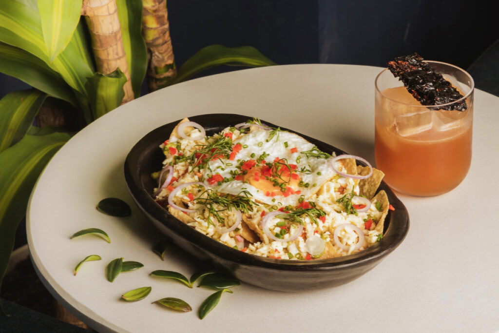 Comida y cocteles