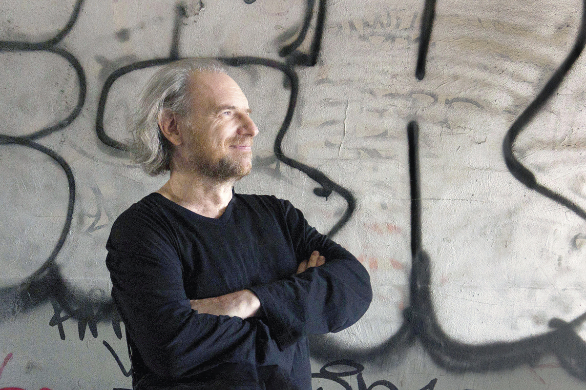 Daniel Mordzinski