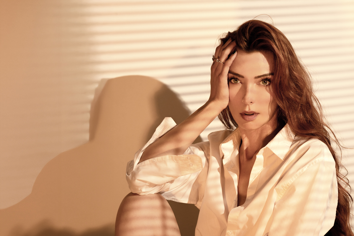 Norma Nivia