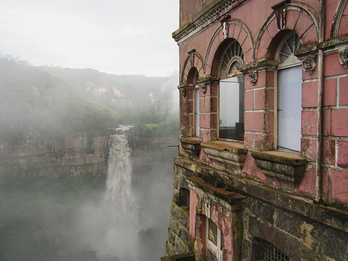 Lugares más terroríficos de Colombia / Tequendama