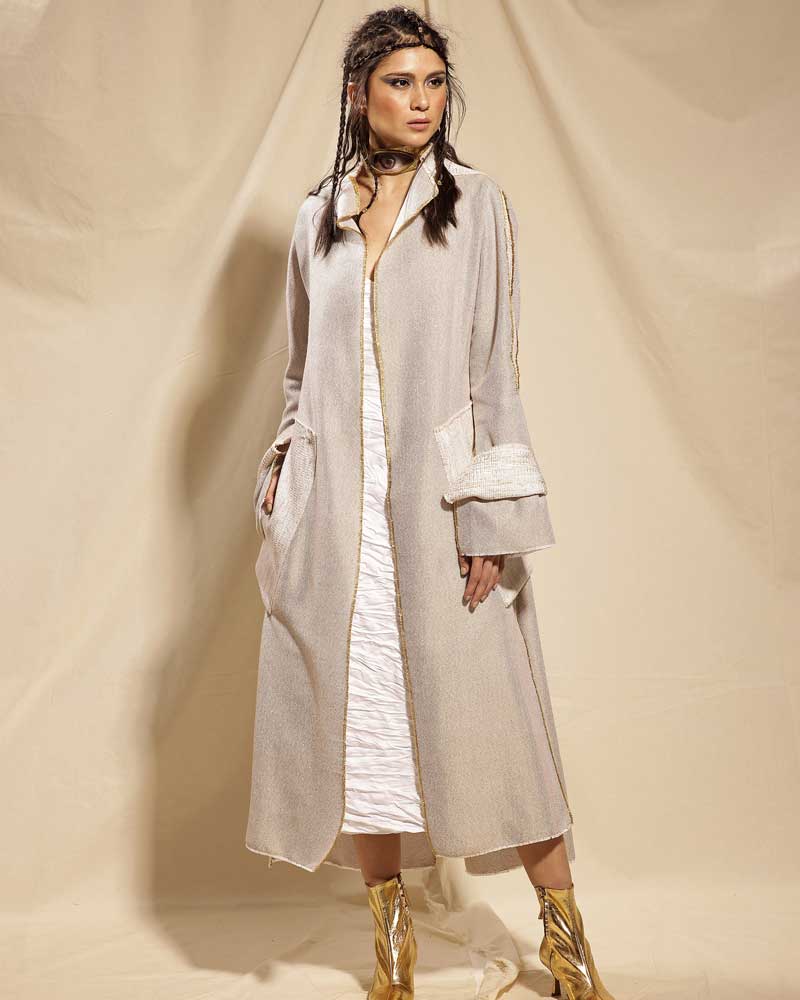 Valkiria colección Adriana Santacruz