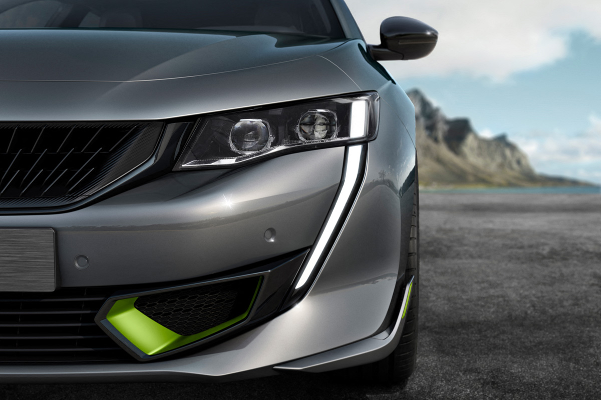 Peugeot, frente