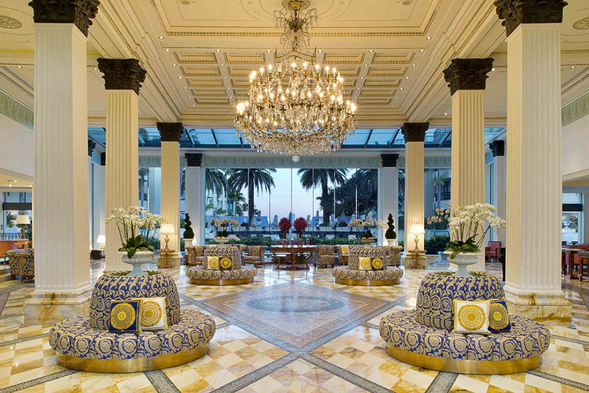 Hotel Facebook