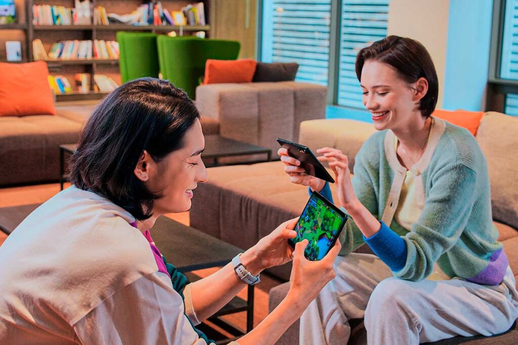 Galaxy Z Fold3
