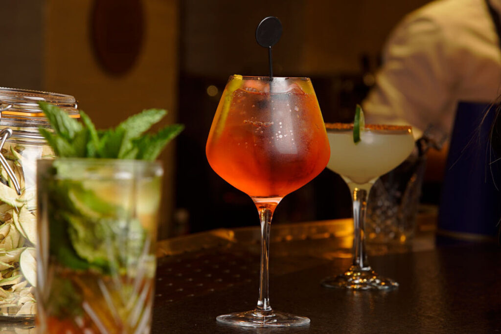 Cocteles en Lobby Bar