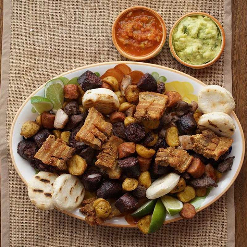 Picada Herencia, plato paisa, comida antioqueña