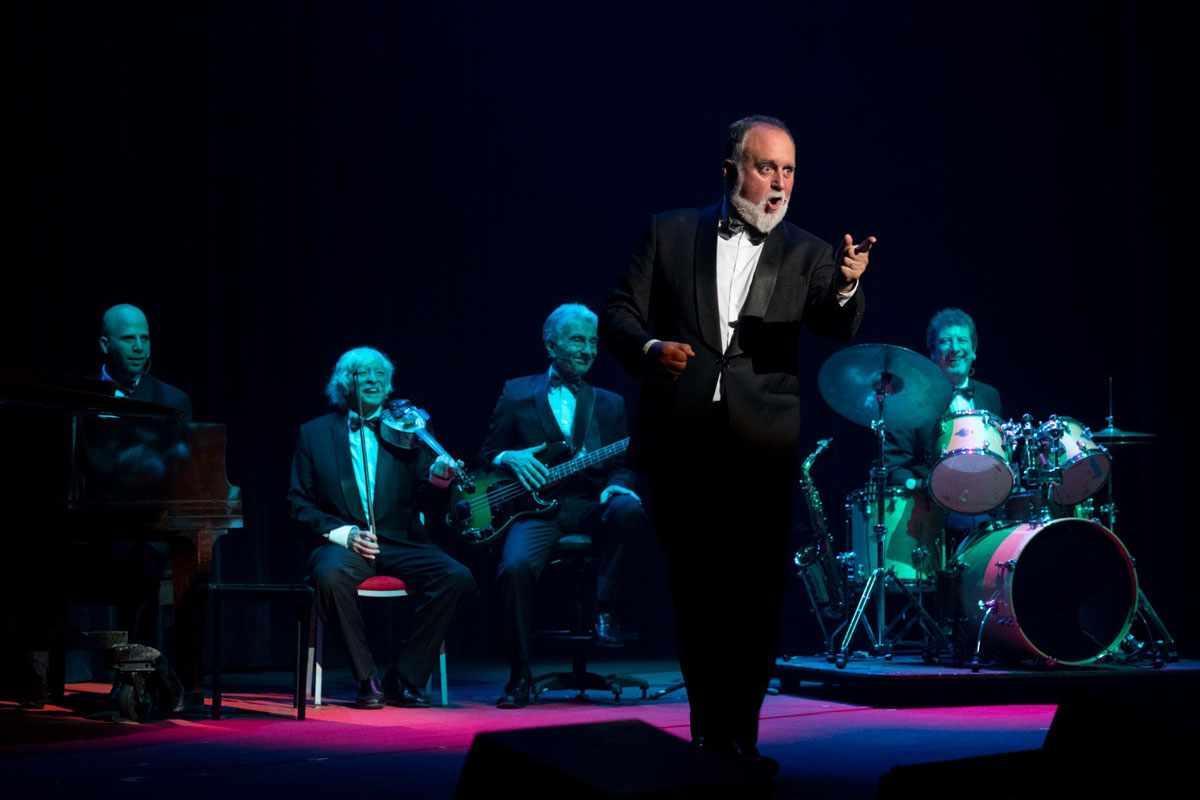 Les Luthiers