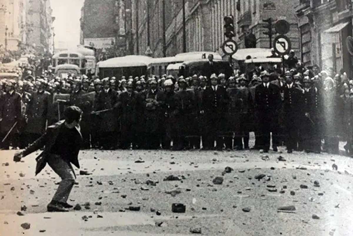 1968
